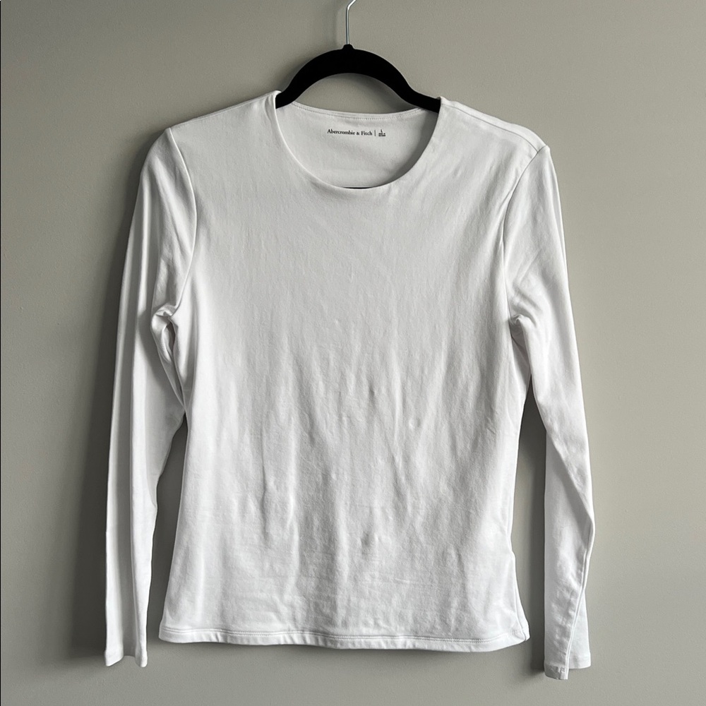 Abercrombie & Fitch Classic White Long Sleeve Tee
